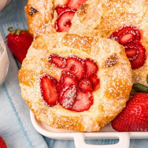 strawberry danish image